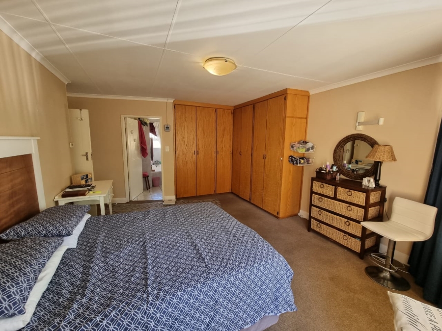 4 Bedroom Property for Sale in La Provance Free State